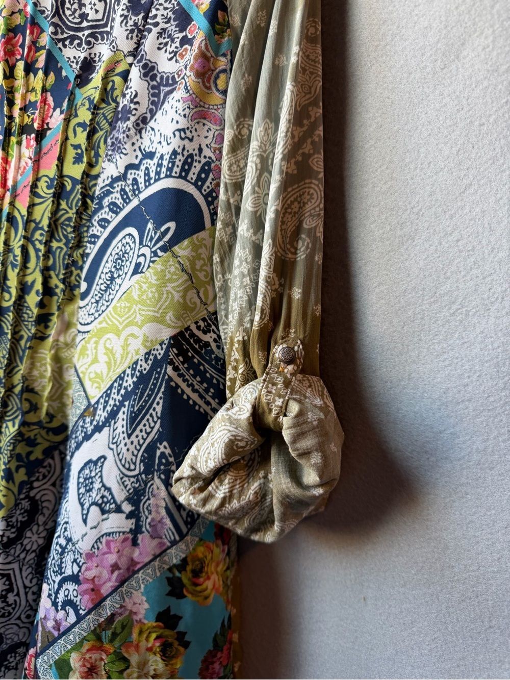 Aratta Silent Journey Floral Embroidered Boho Patchwork Paisley Button Up Top XS - Picture 10 of 11